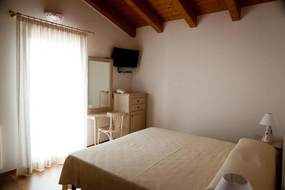 Ladino Room & Breakfast Ferrara Habitación foto